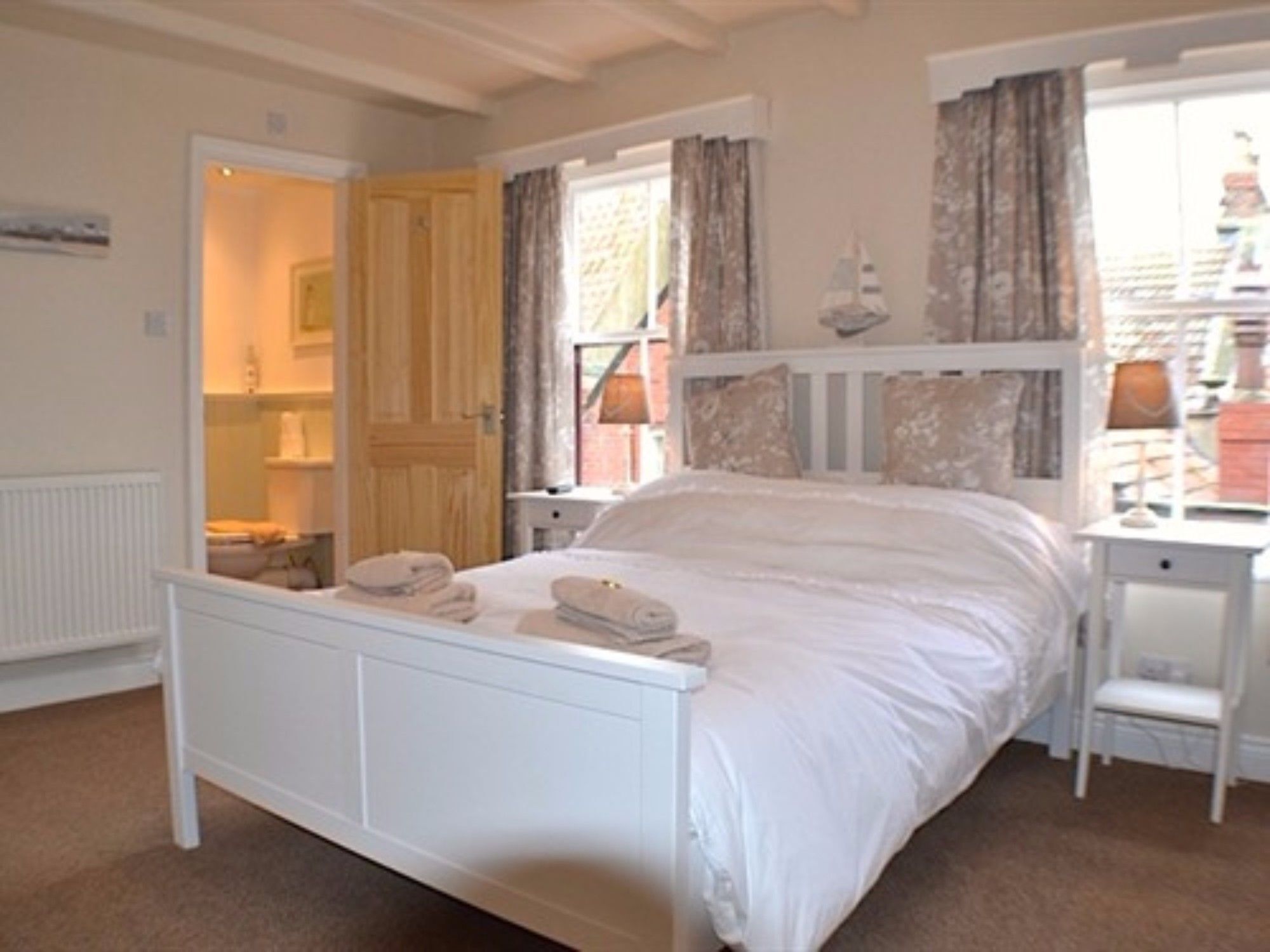 Sanders Yard Hotel