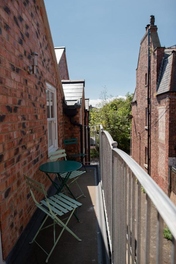 Apartment Arch View - 10 Mins From