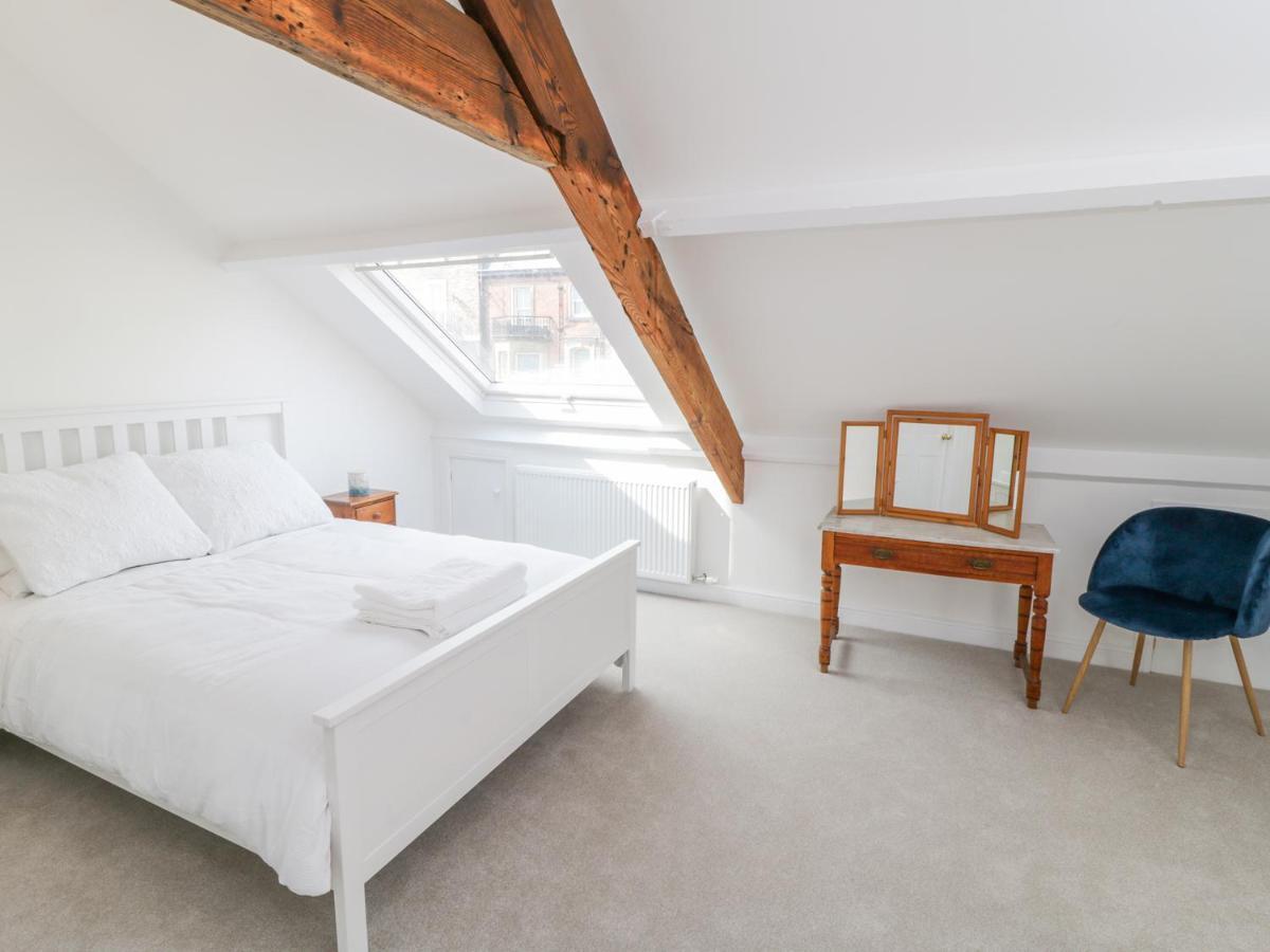 West Cliff House Holiday home Whitby
