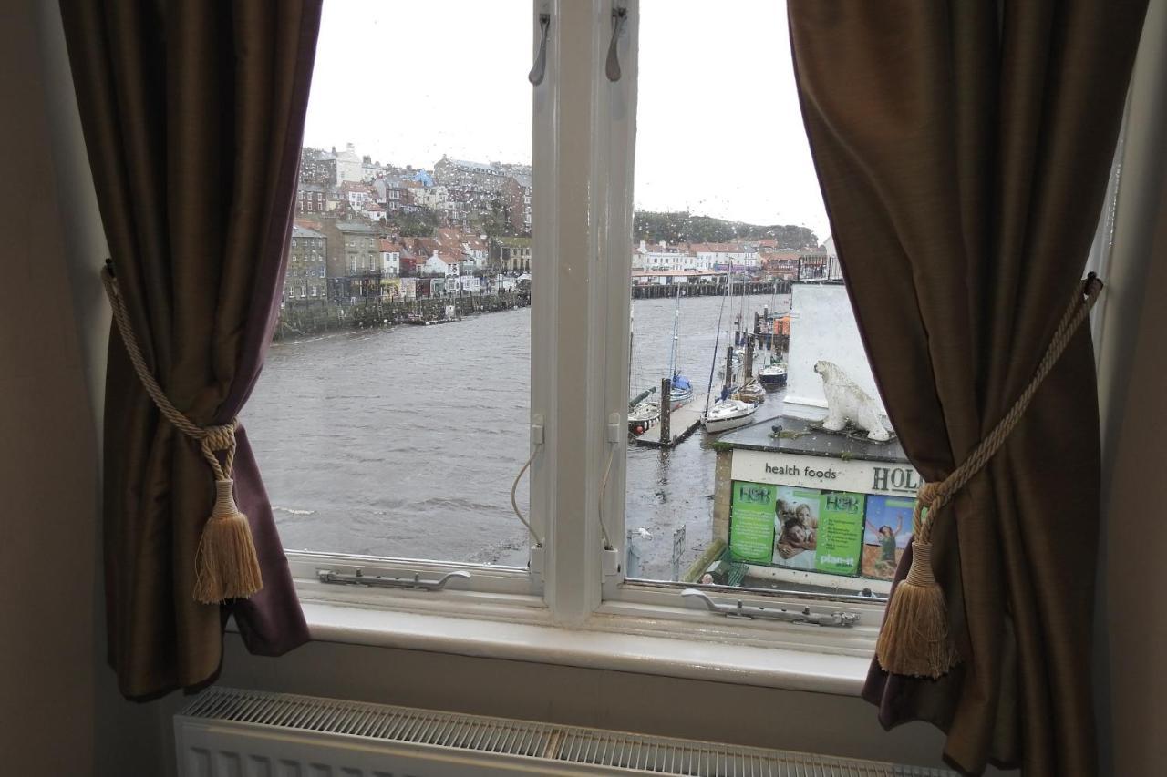 The Dolphin Inn 3*