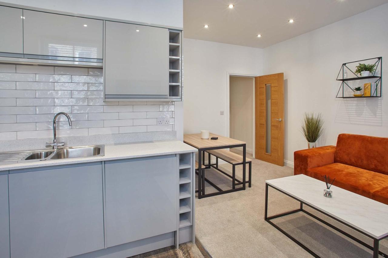 Host & - One, Hudsons Yard House Apartment *