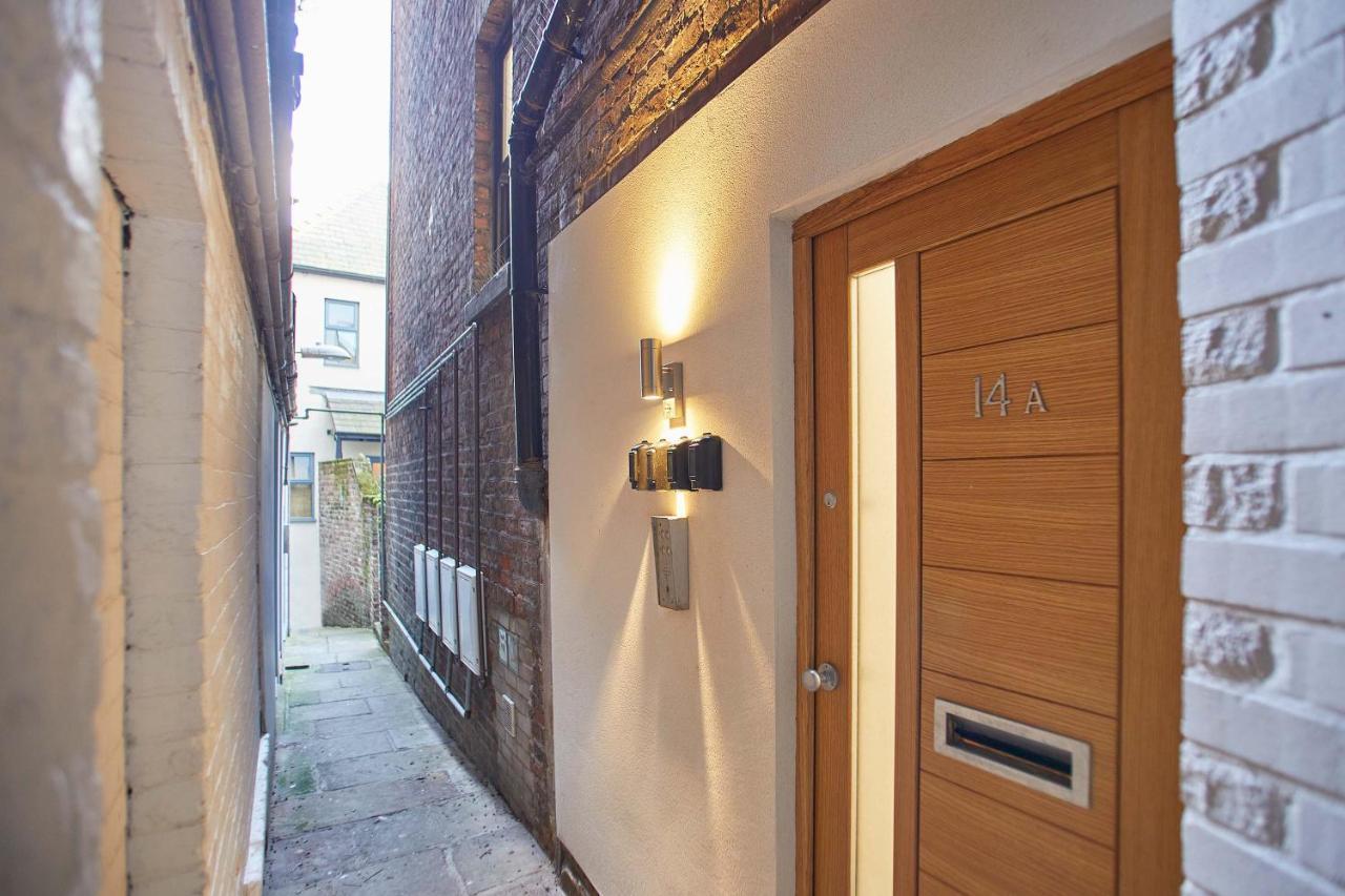 Host & - One, Hudsons Yard House Apartment *