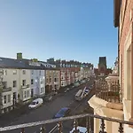 Host & Stay - Abbey Court Apartment
