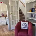 Bolthole Cottage