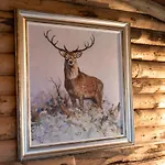 The Stag Lodge At Cross Butts Farm