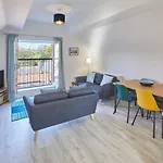 Host & Stay - Jet Cottage @ Spa Well