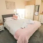 Fuschia Cottage
