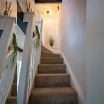 Whitby Boutique - Mast Cottage