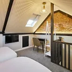 Host & Stay - Penny Farthing Cottage