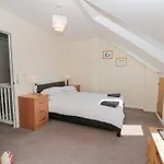 Harbour Lodge