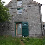 Holly Cottage