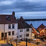 North Star Cottage Whitby