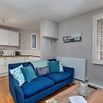 Finest Retreats - The Gulls Nest