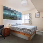 Discovery Accommodation