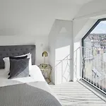 Host & Stay - The Penthouse, Hudsons Yard House