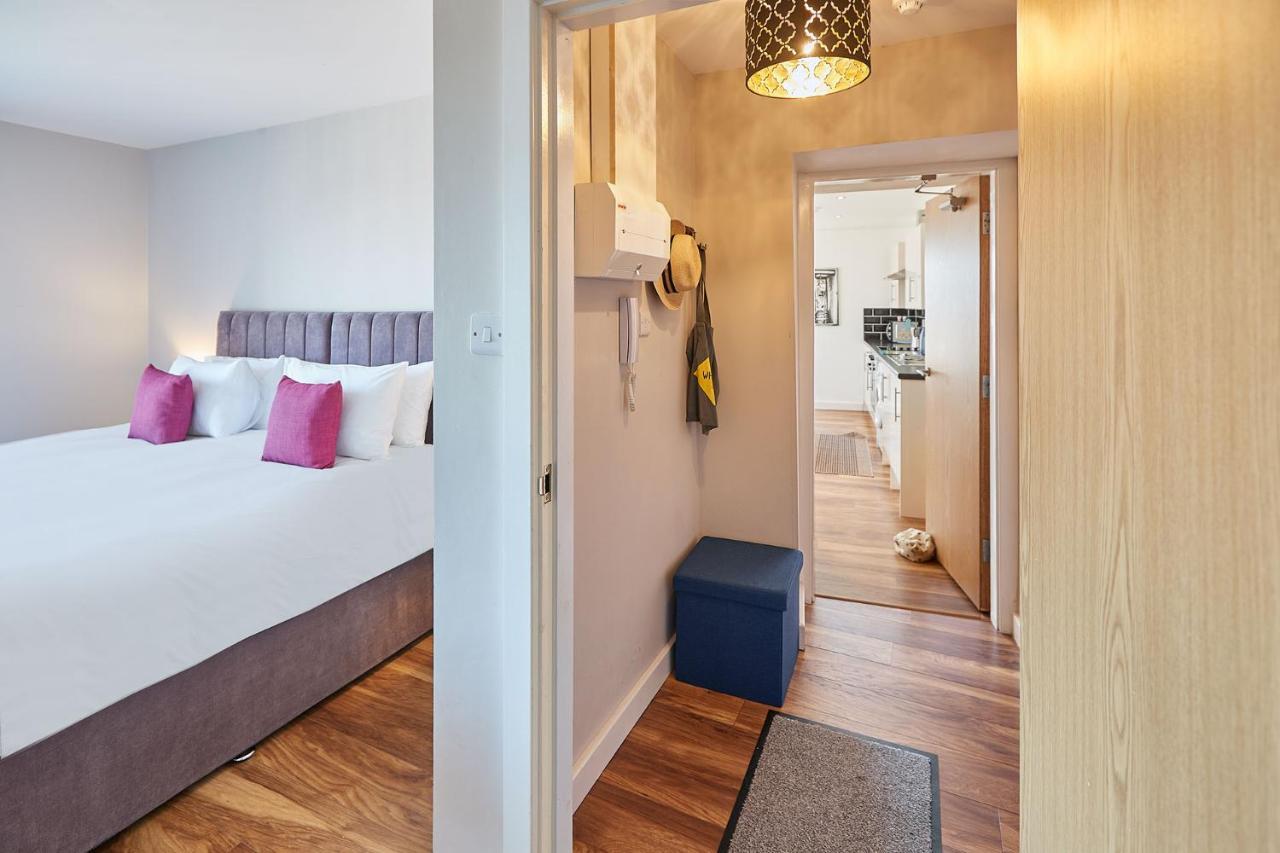 Host & - Abbey Court Apartment Whitby