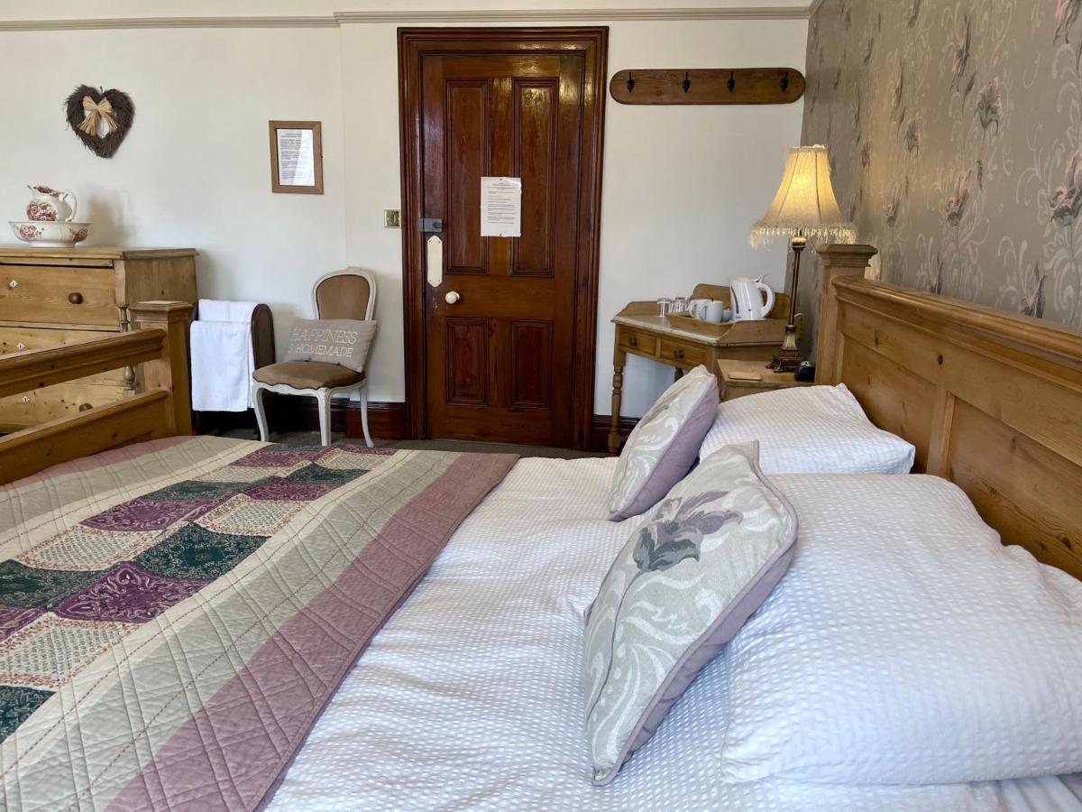 Guest house Overdale And Free Parking Whitby