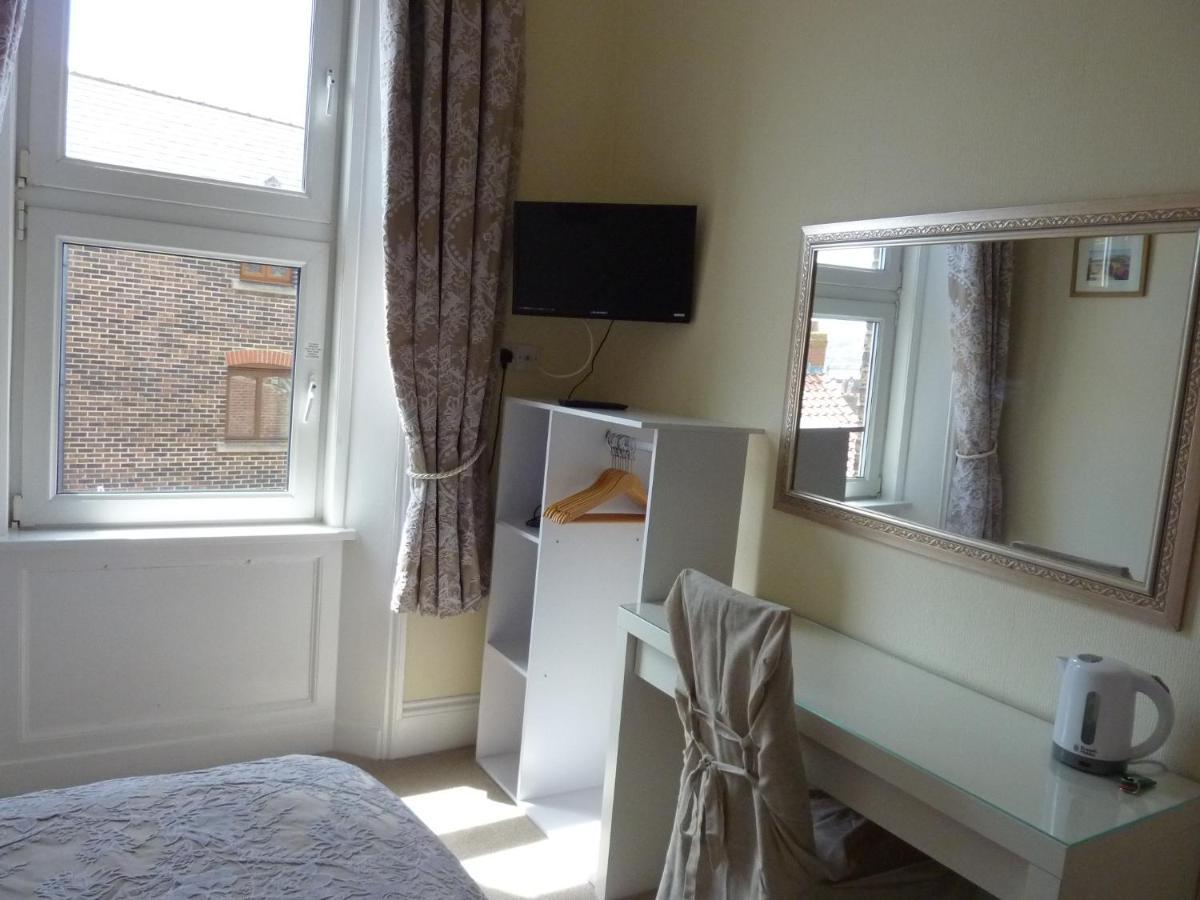 Lavinia House Guest house *