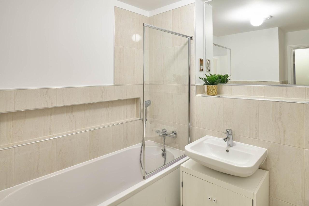 Host & - Turnstones Apartment