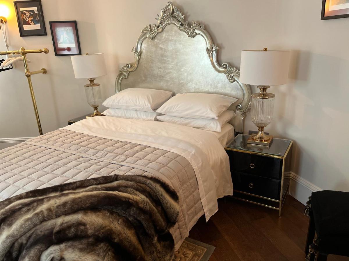 Mulberry Boutique Apartment Whitby