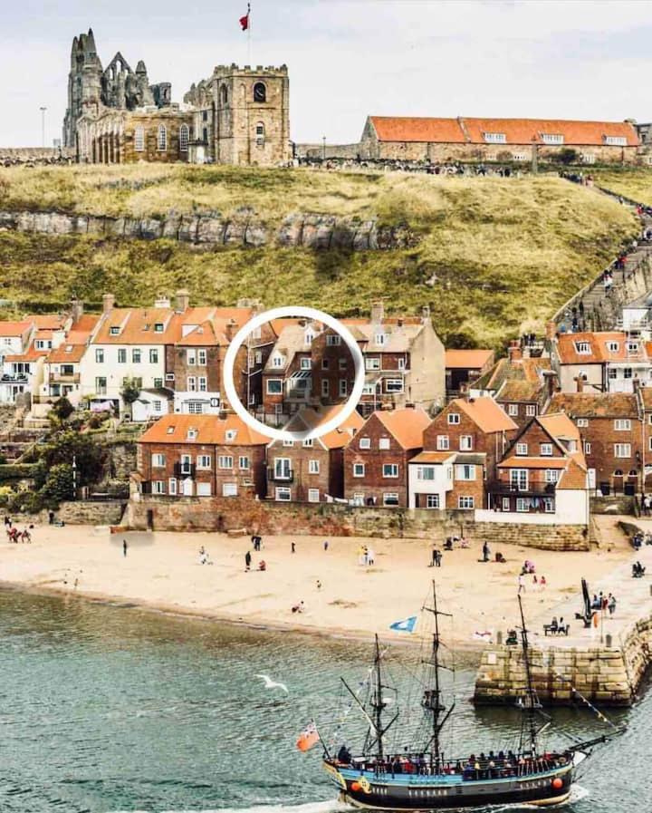 Annie's , . Beautiful Sea Views Holiday home *
