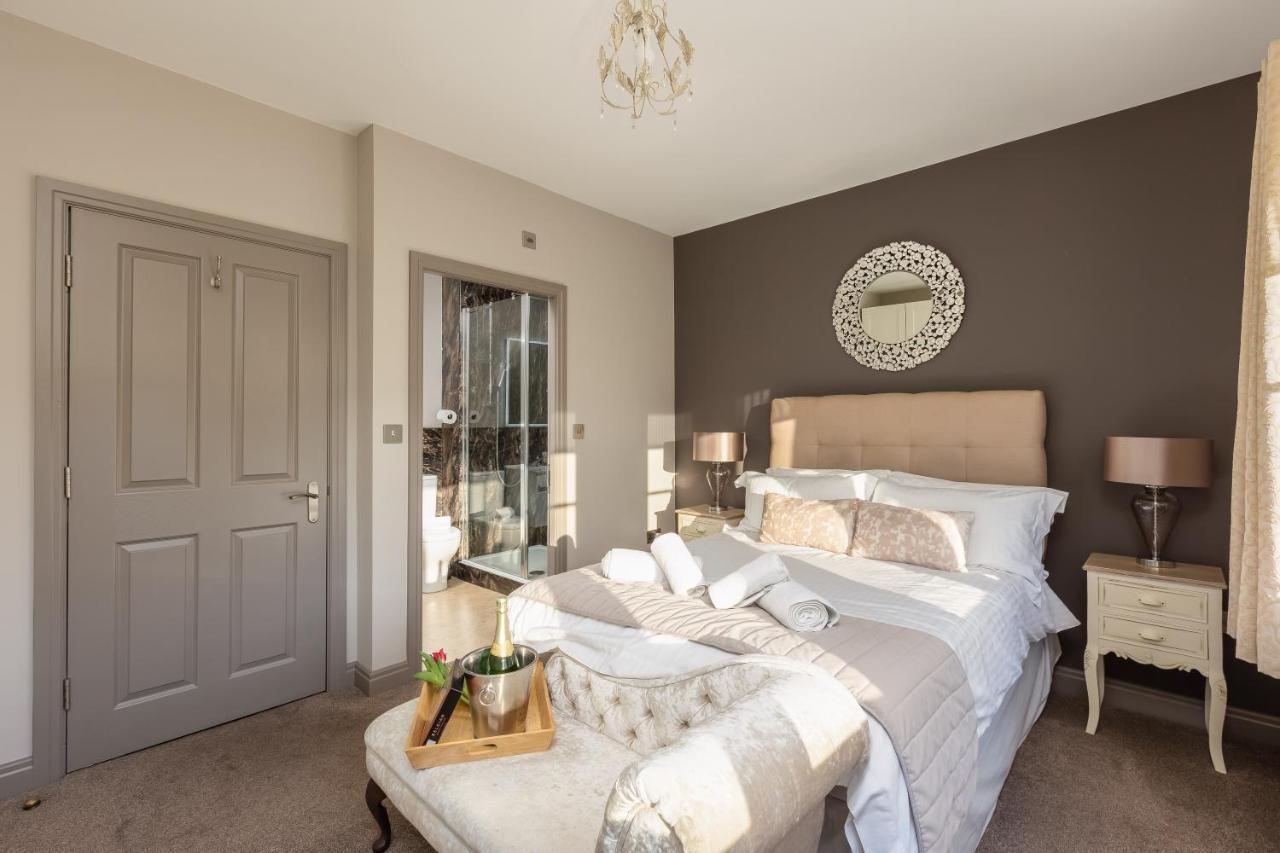 Sugar Reef: Modern Garden House With Ev Charging Near Whitby