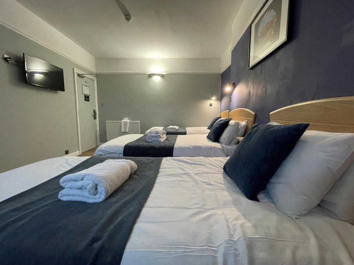 Hotel The George 3*
