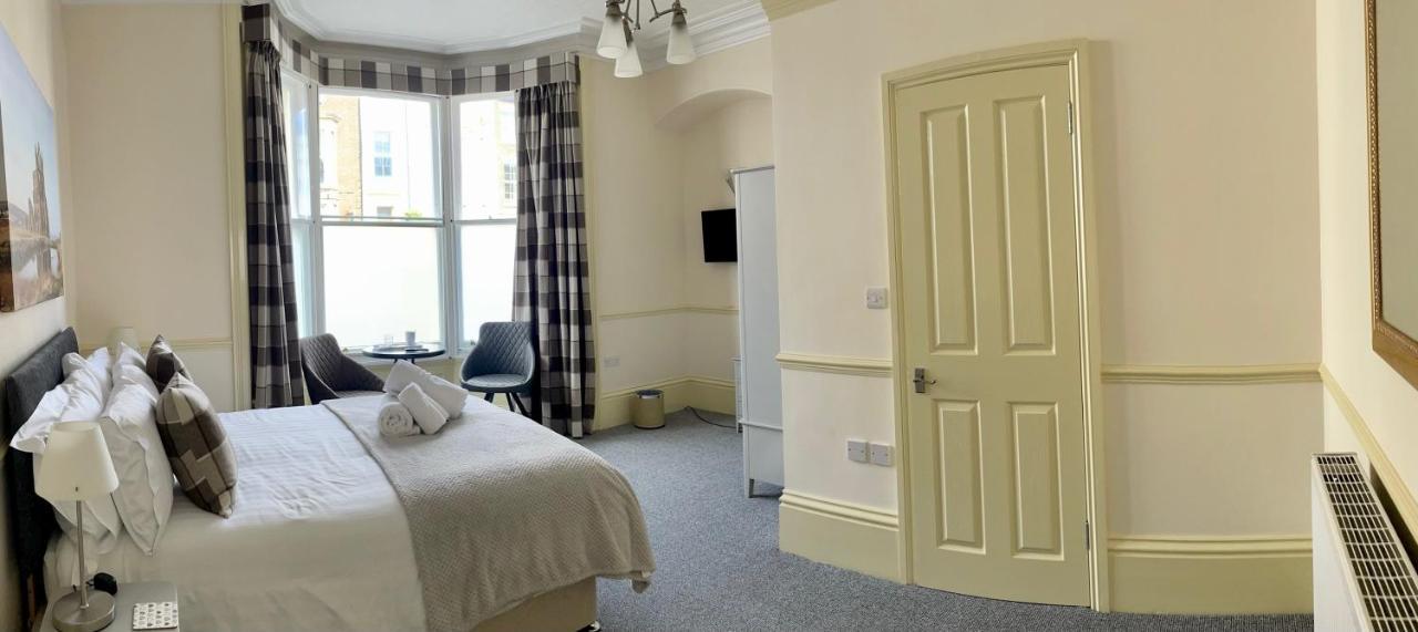 The Lansbury - 3* Whitby