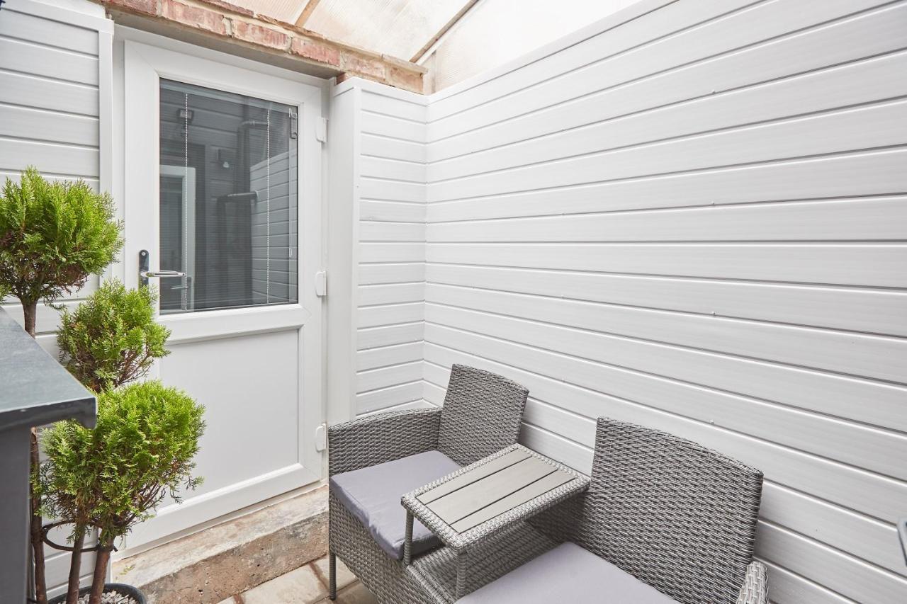 Host & - Wadsworth Holiday home