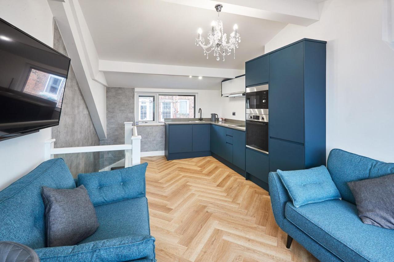 Host & - Wadsworth Holiday home *