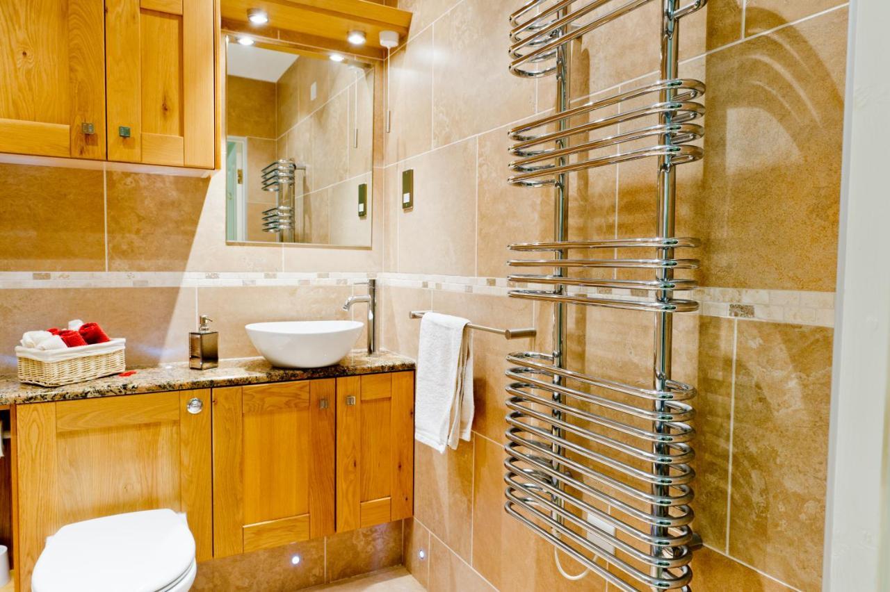 Watermark Apartment *