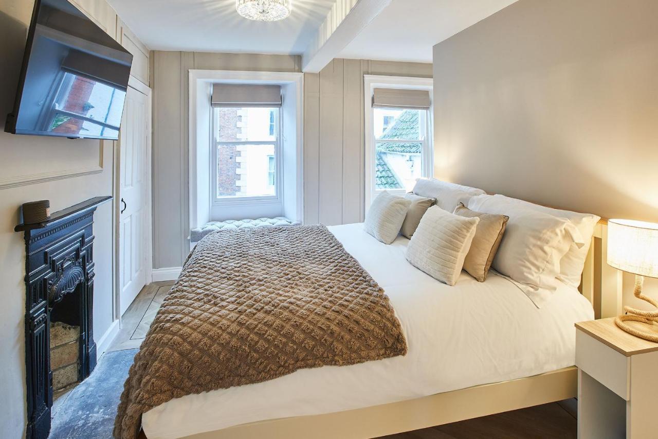 Boutique - Market Quarters *
