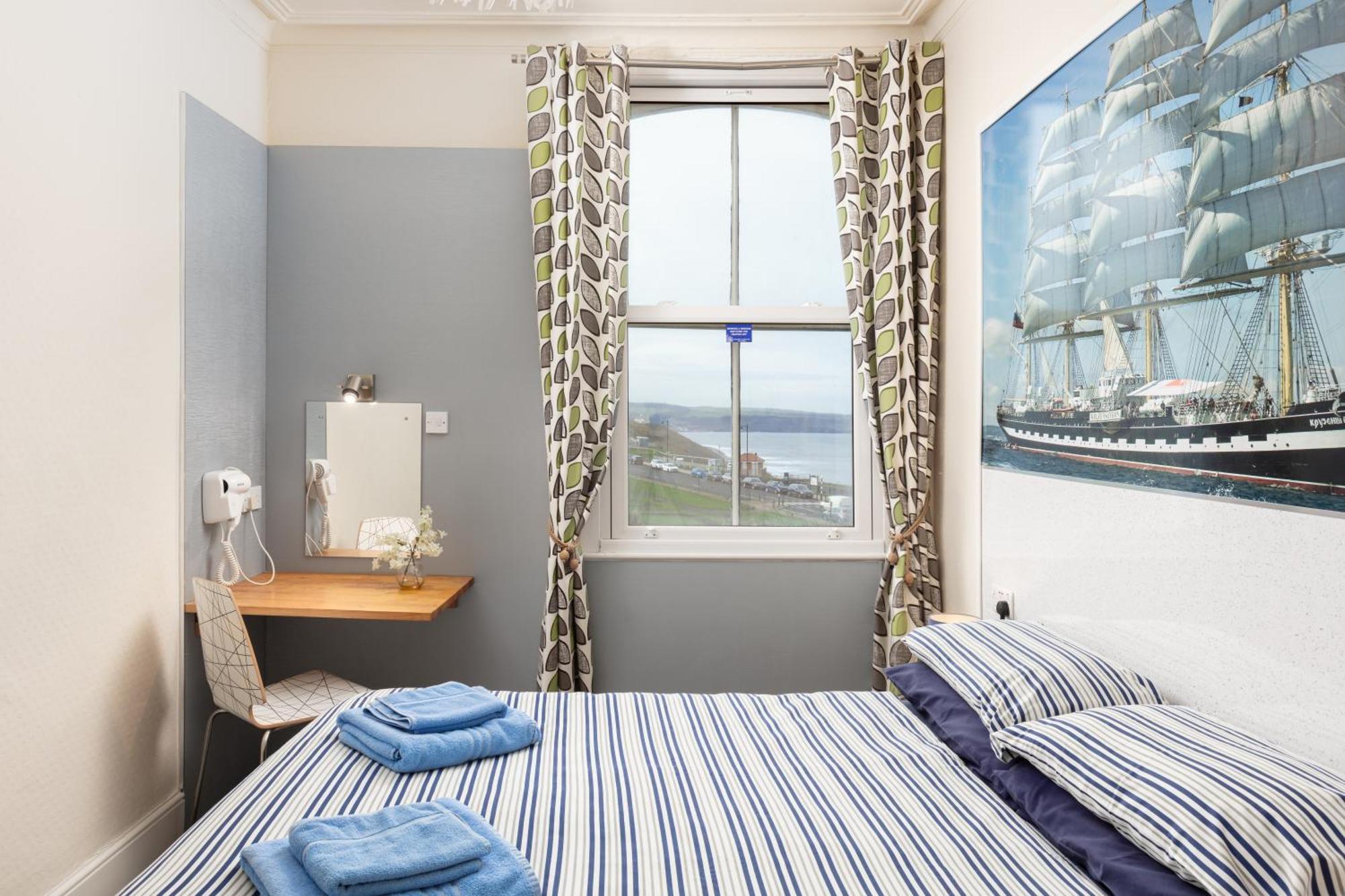 Royal Discovery Bed & Breakfast Whitby