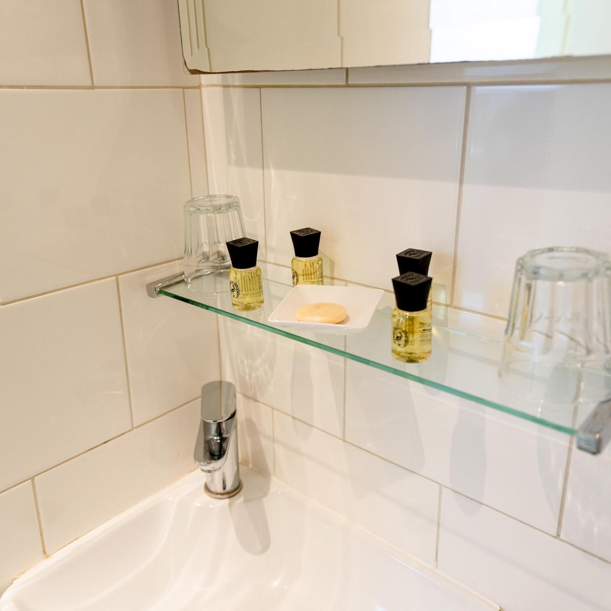 Broomfield House 3*