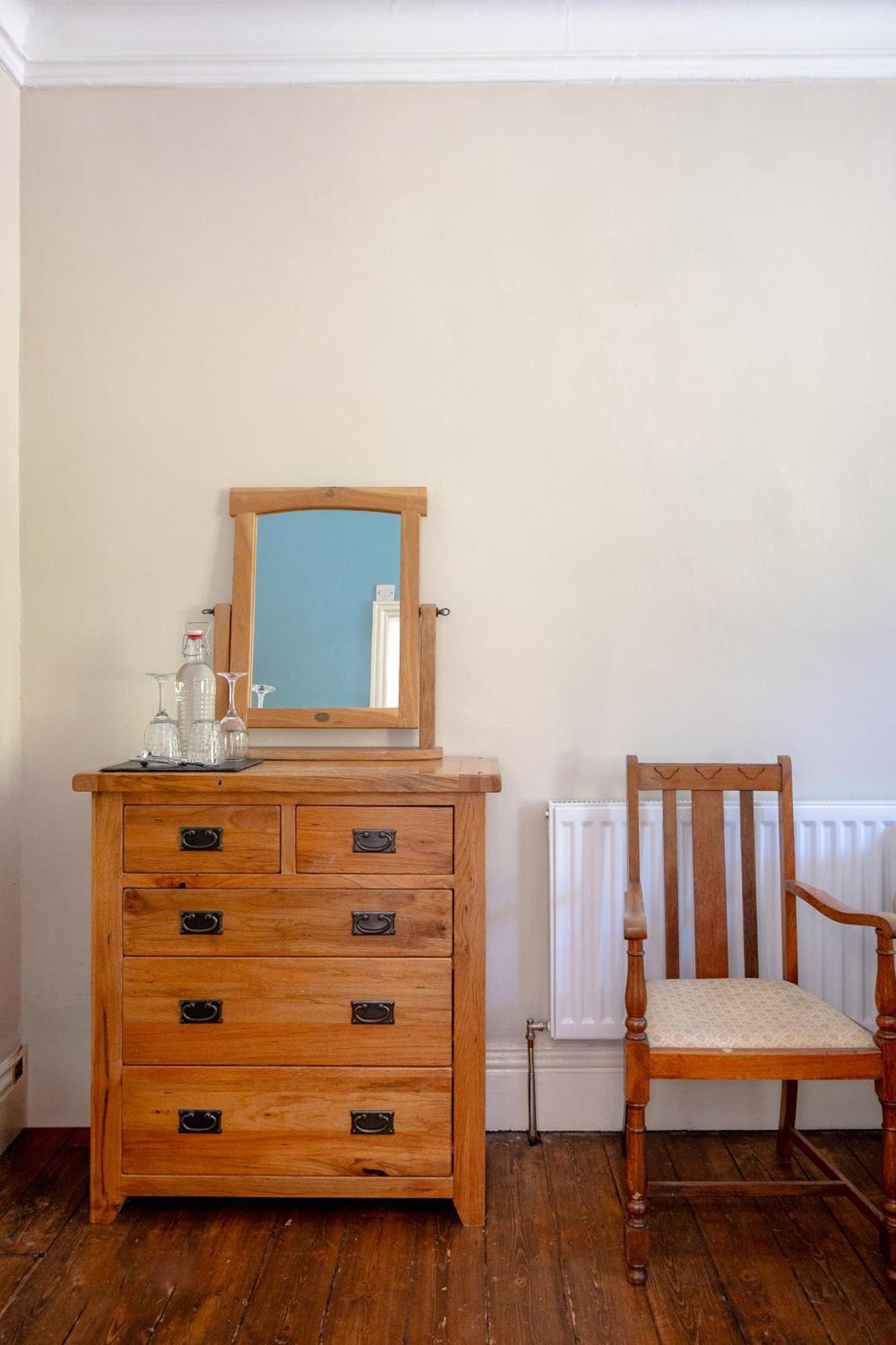 Broomfield House 3*