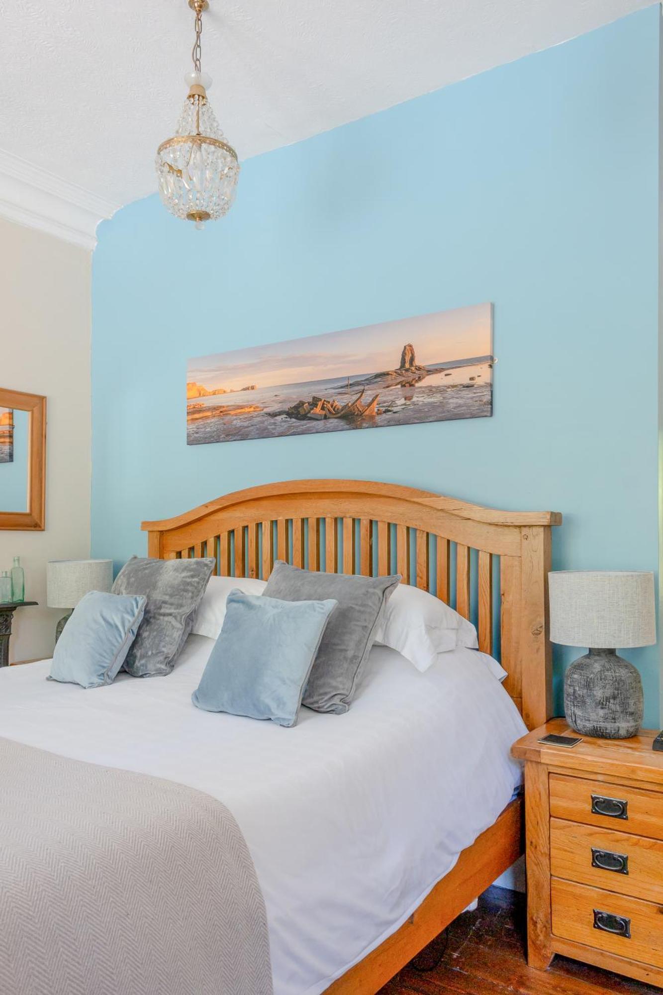 Broomfield House Guest house