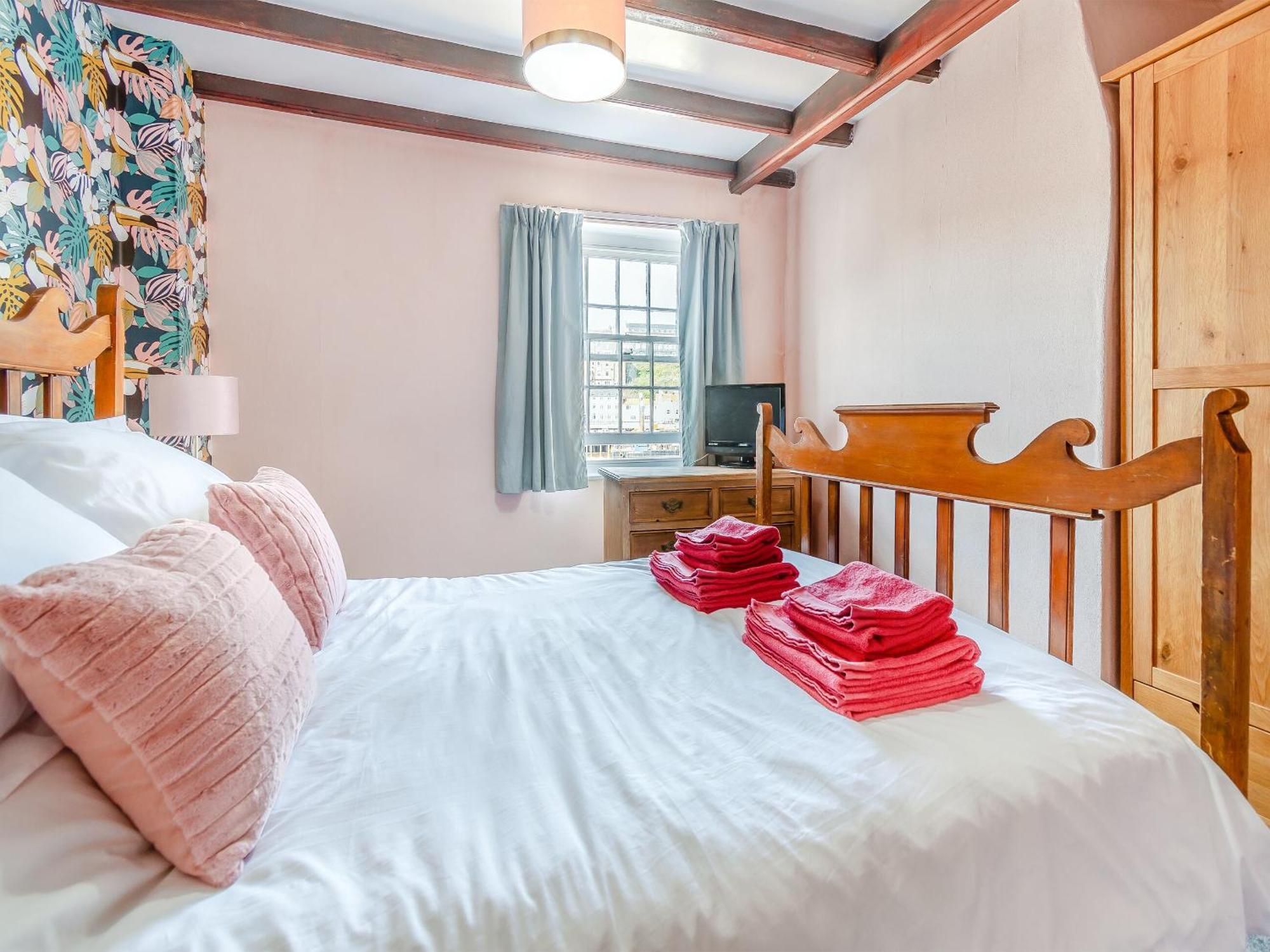 Caedmon - Uk43430 Holiday home Whitby