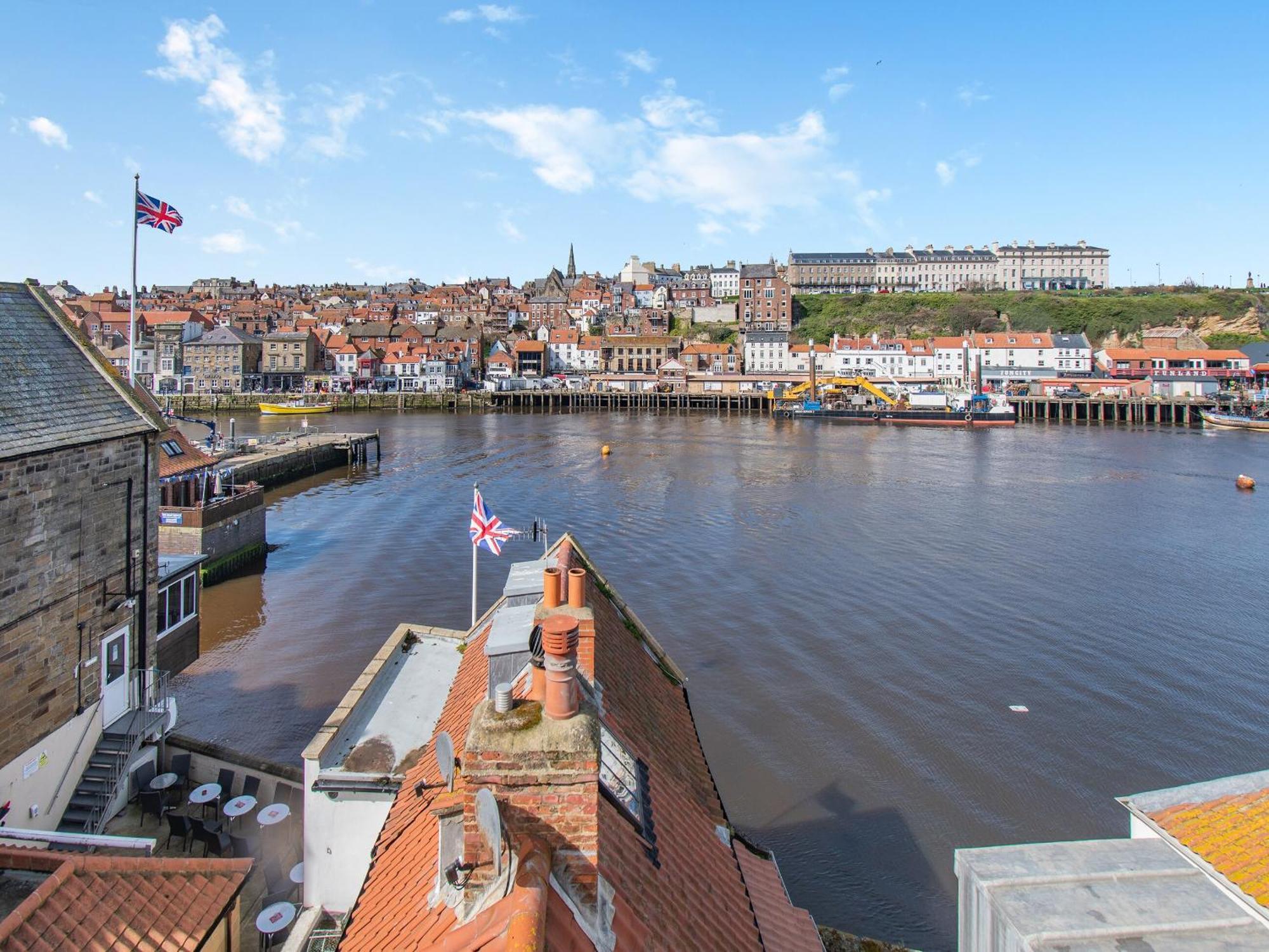 Caedmon - Uk43430 Whitby