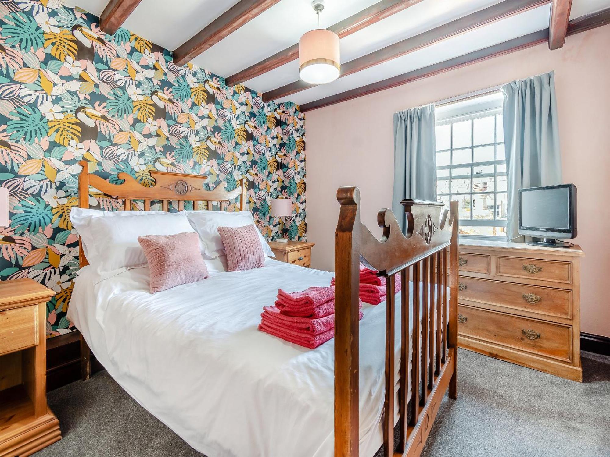Caedmon - Uk43430 Holiday home