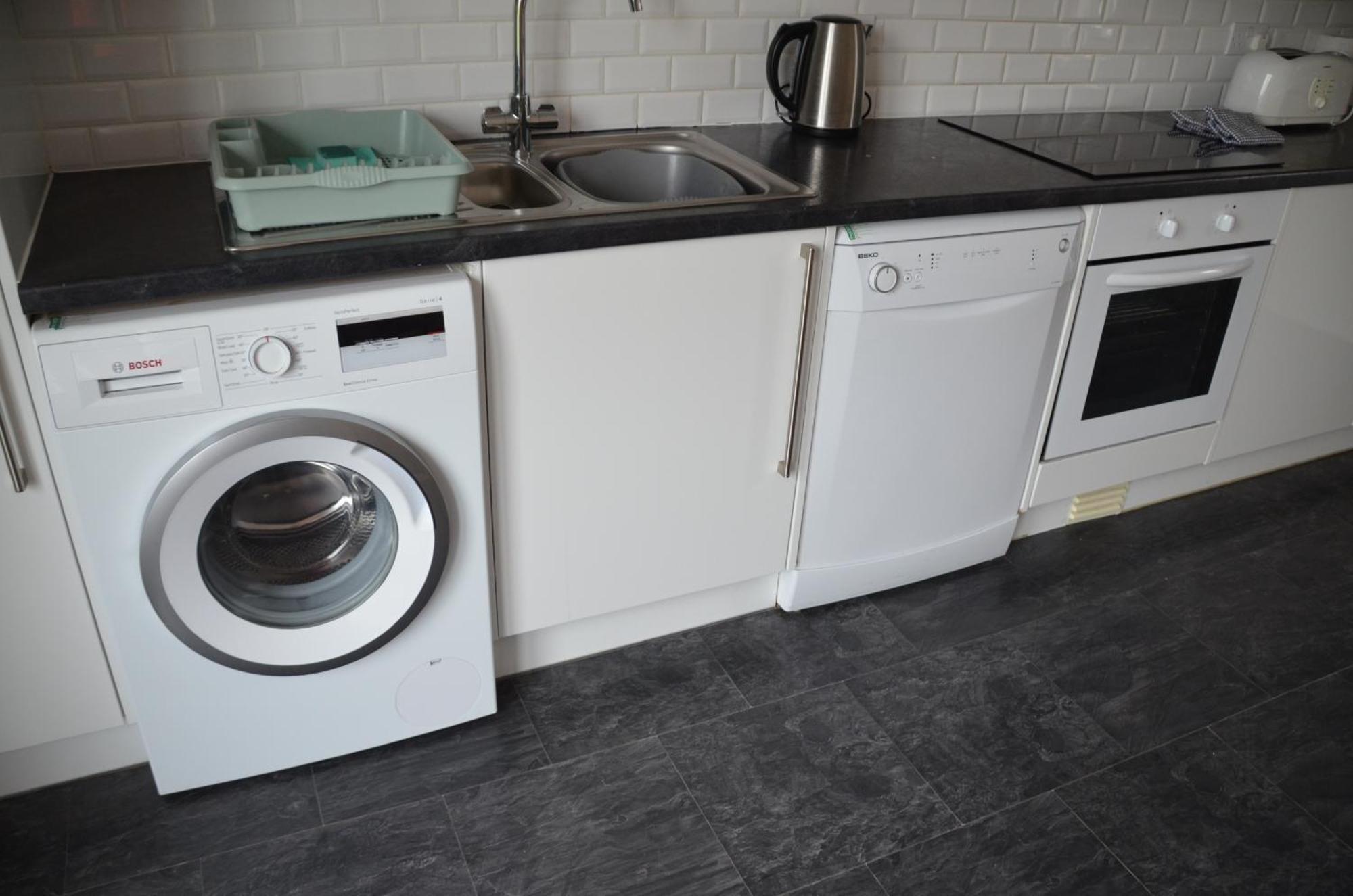 Seaview Large Flat Ideal For Two Families *