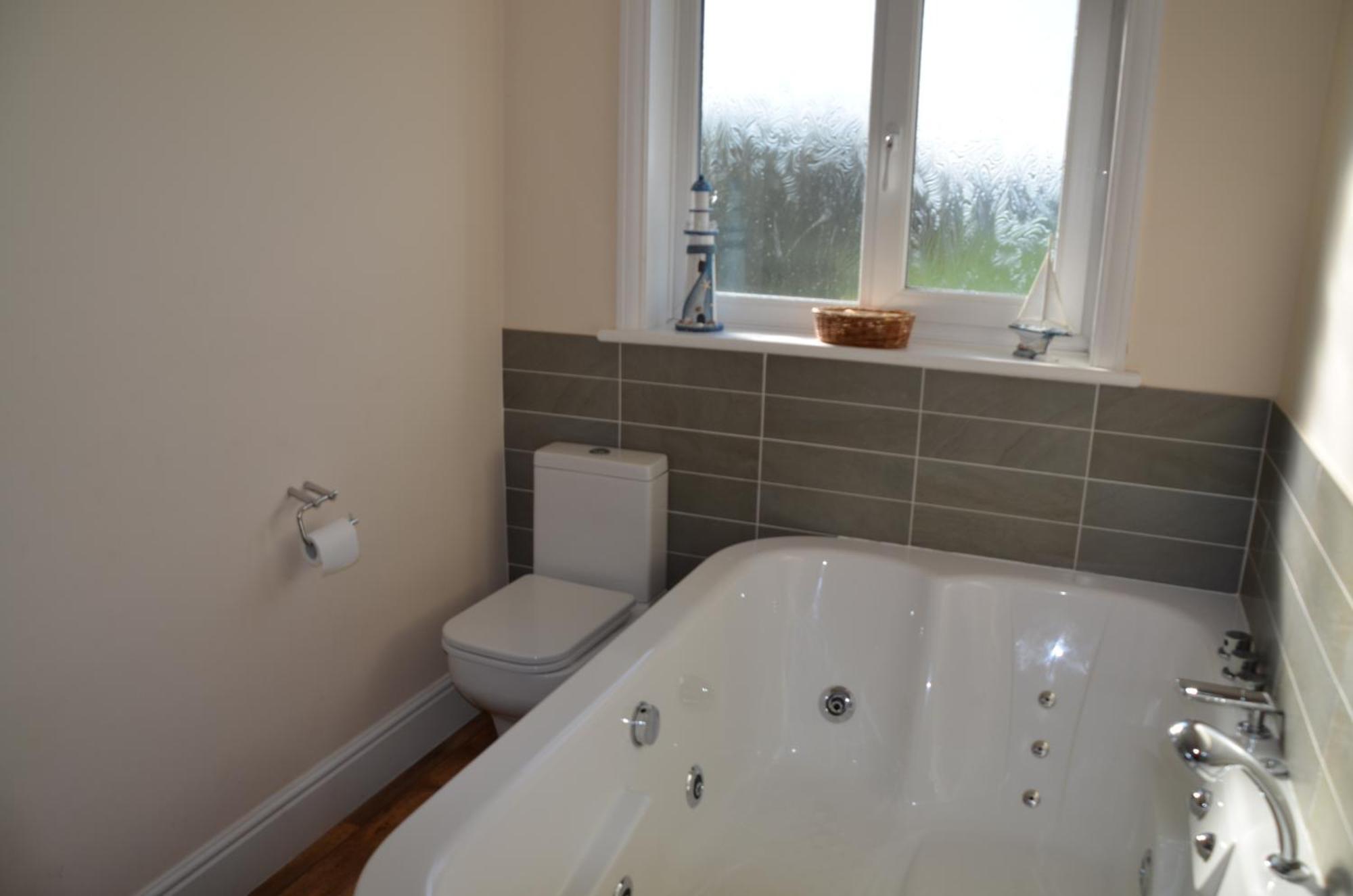 Seaview Large Flat Ideal For Two Families Apartment *
