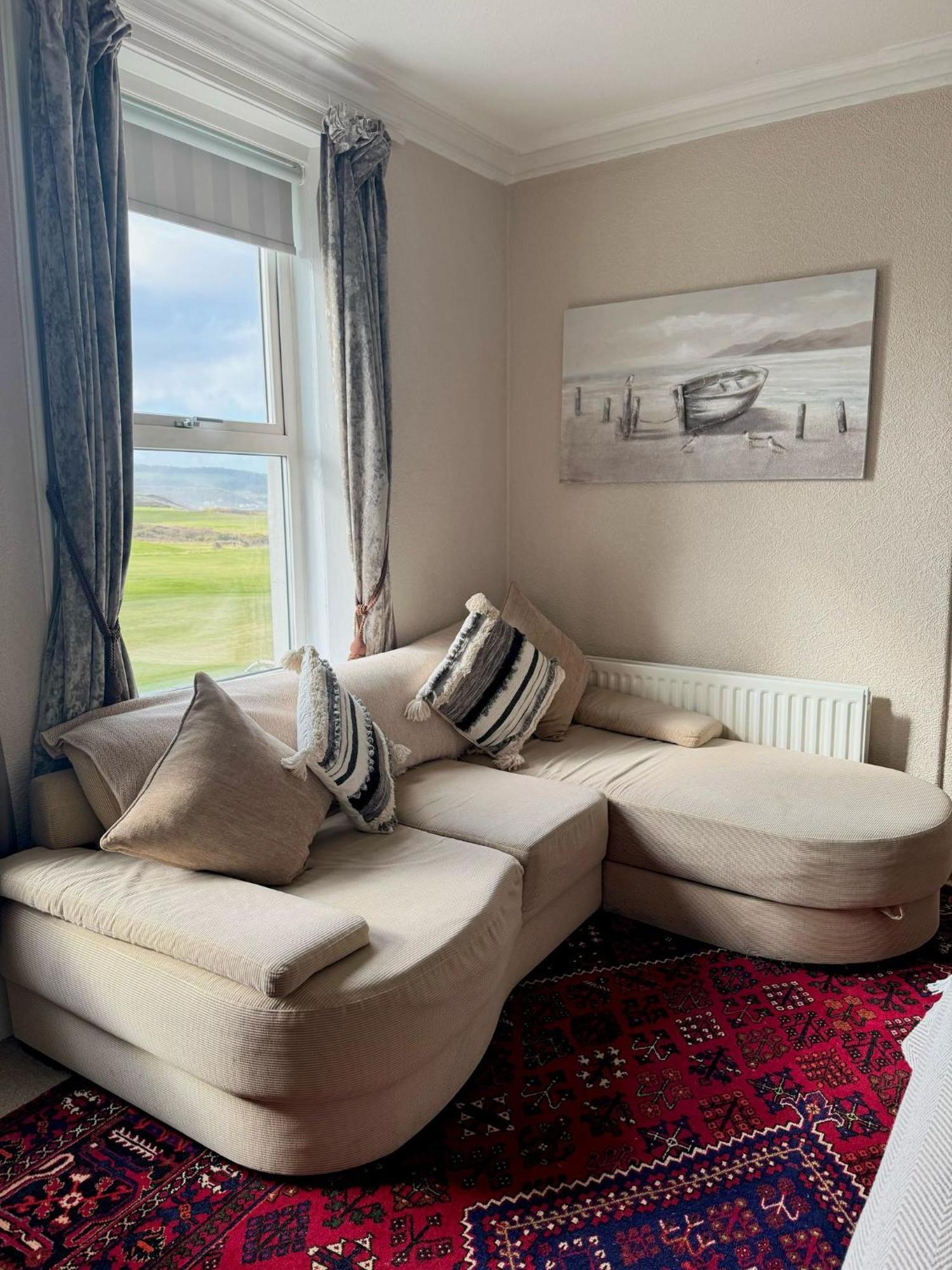 The White House Inn - Whitby