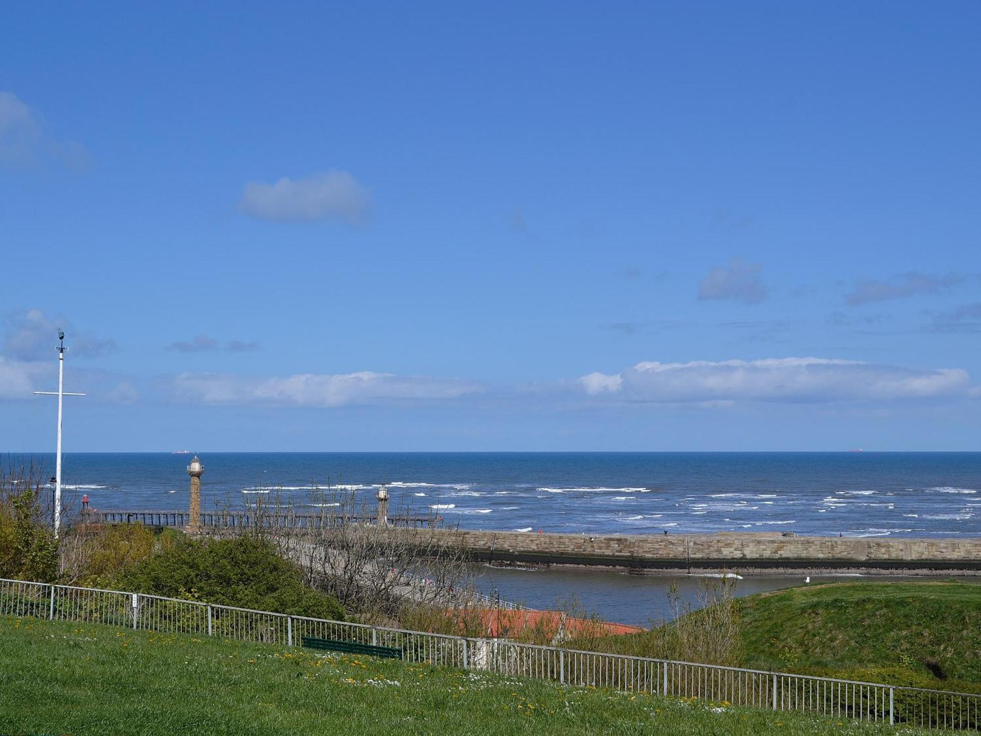 Belle Vue * Whitby