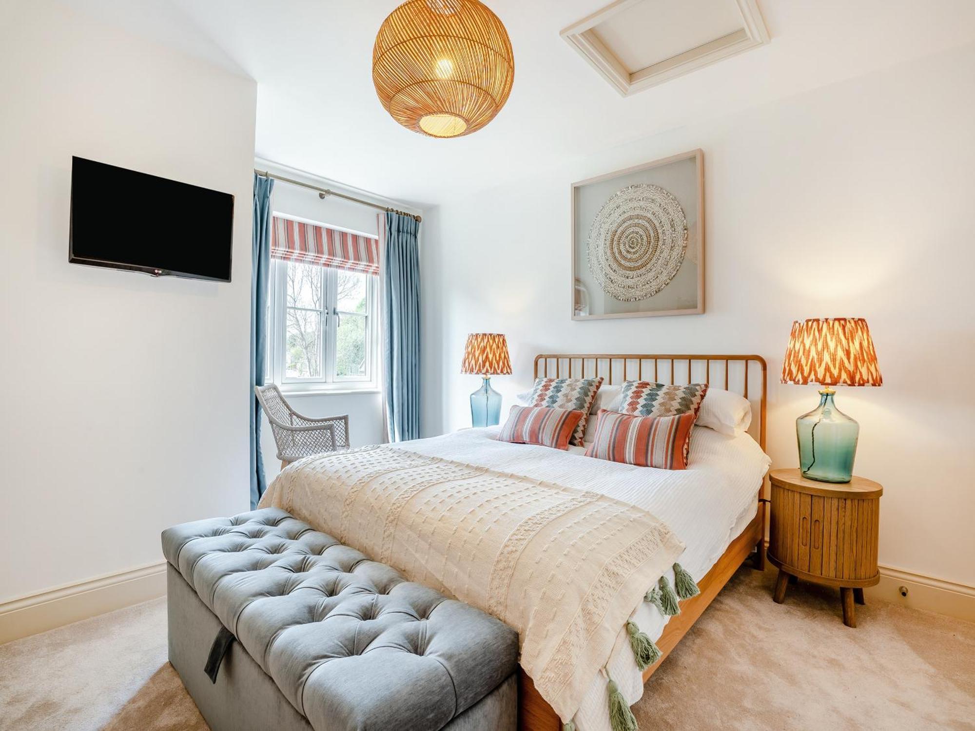 Spire View Apartment