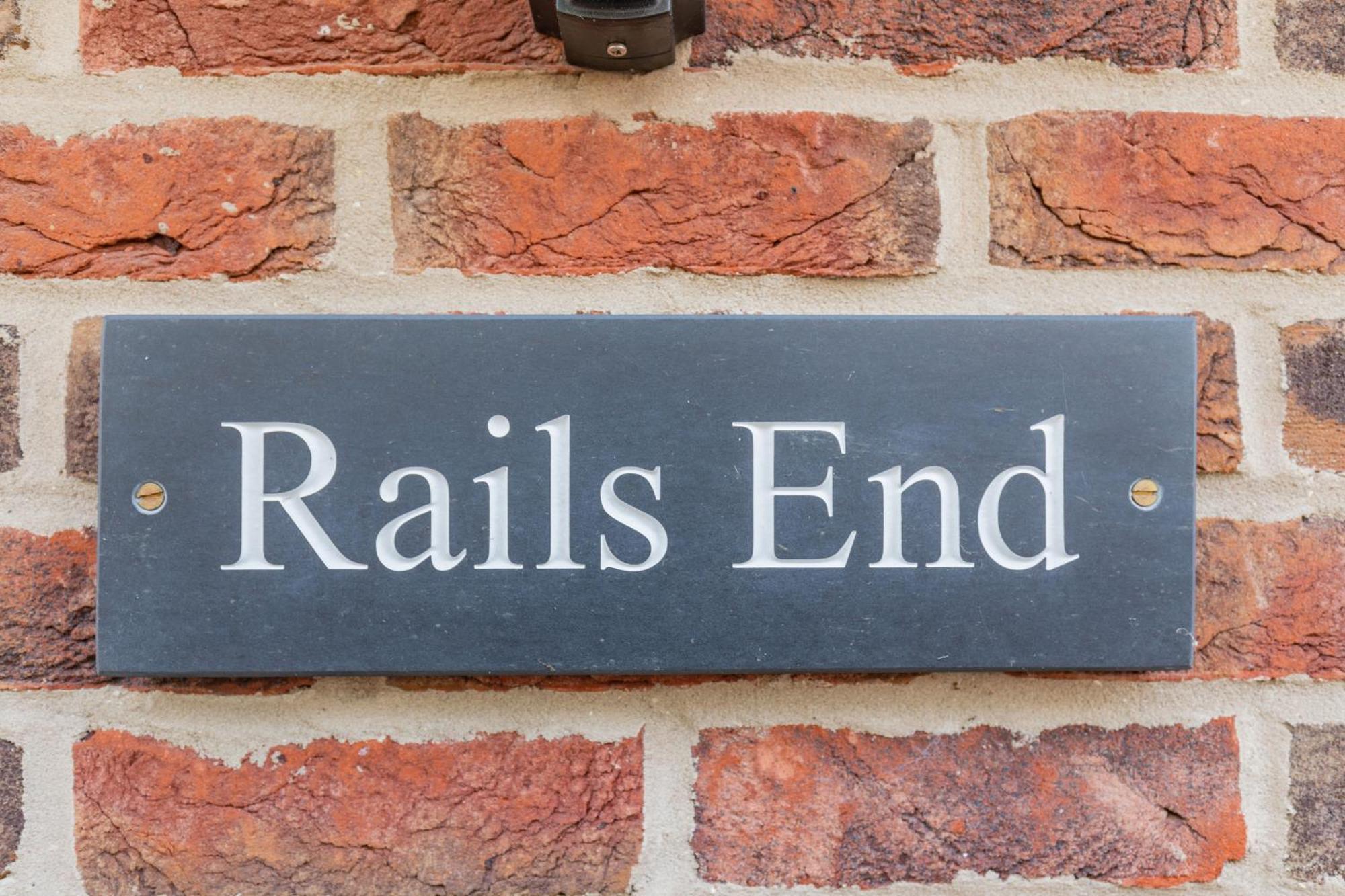 Rails End * Whitby