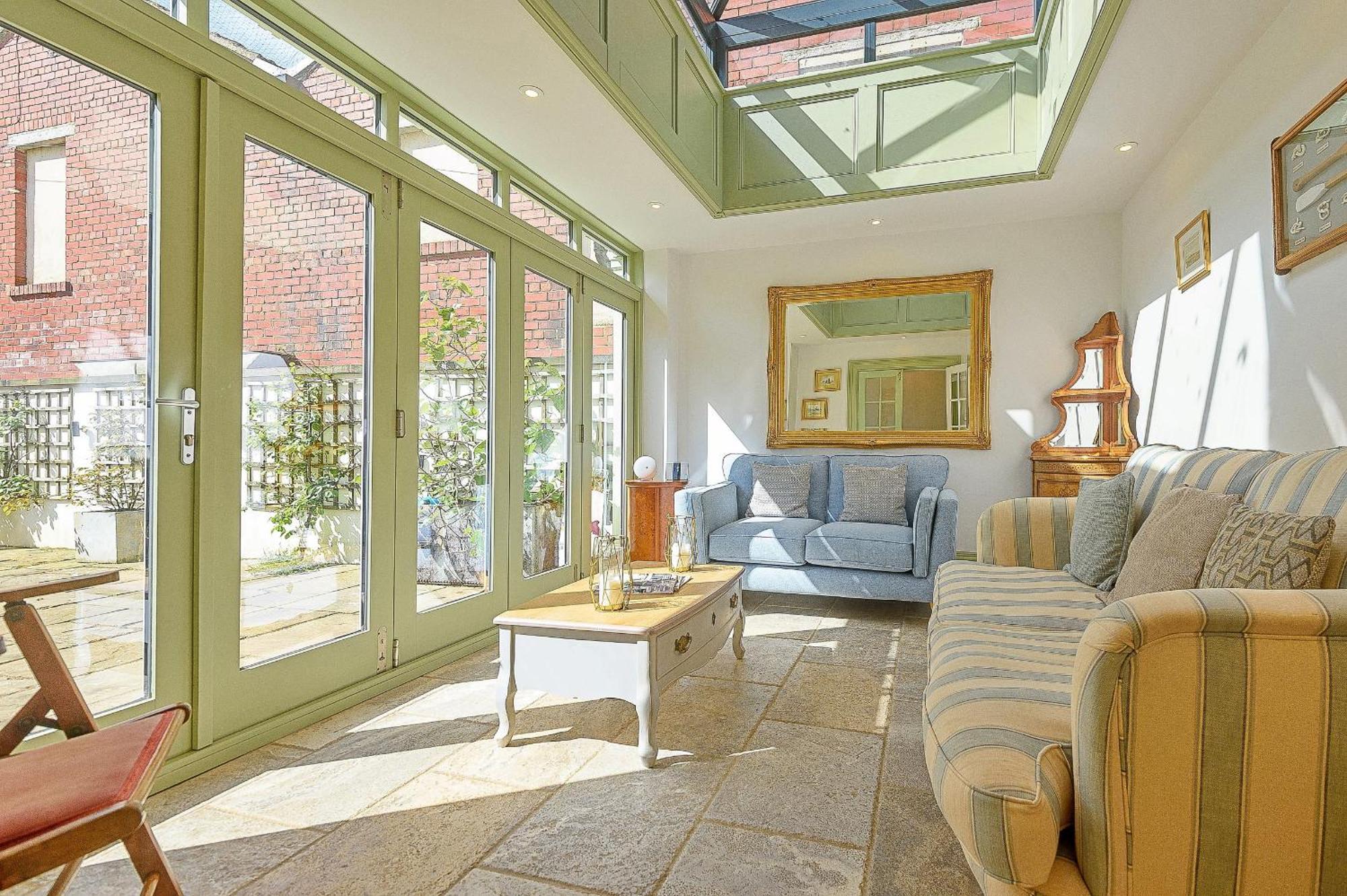 Finest Retreats - Harold * Whitby