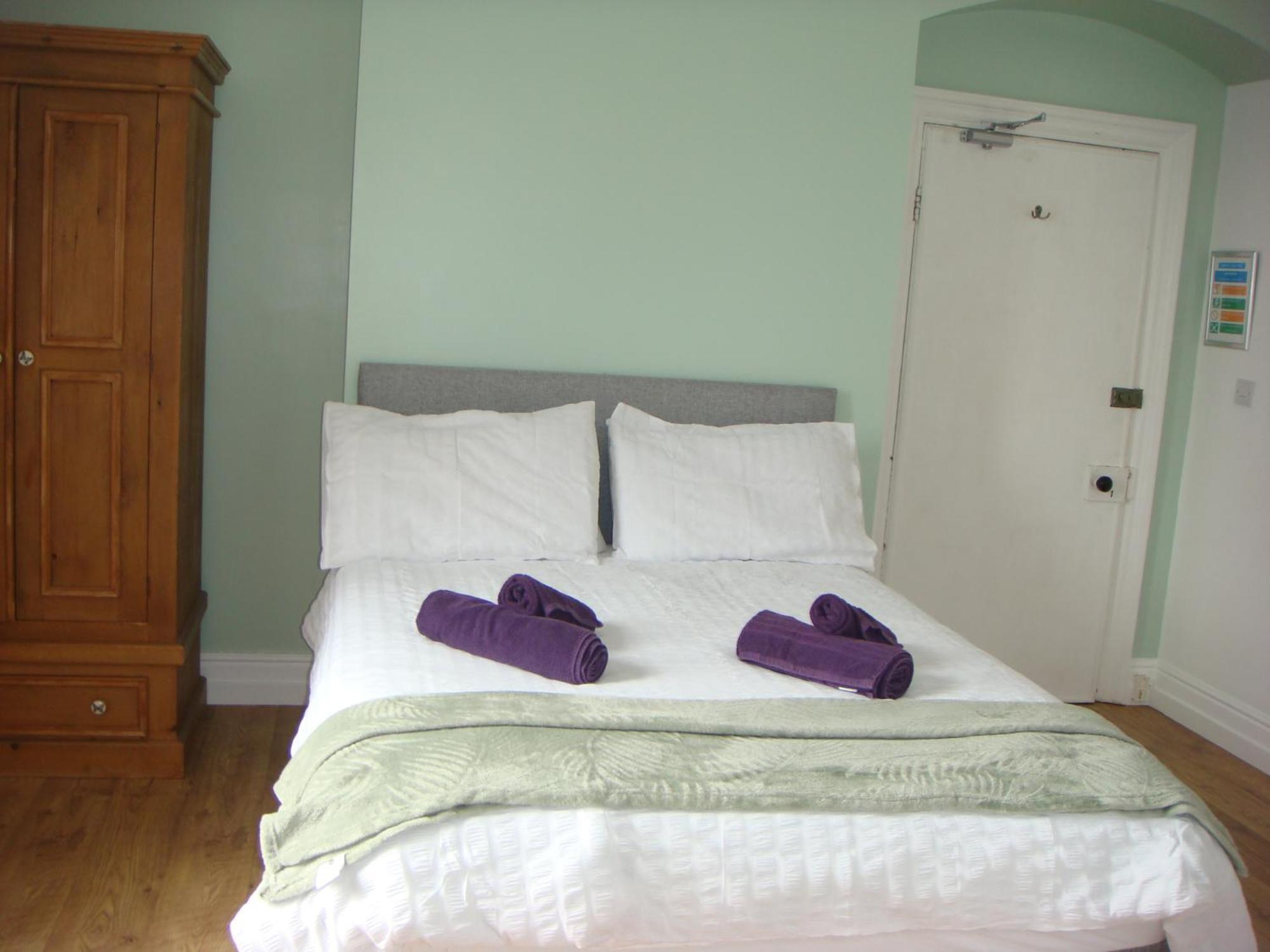 Salmon Leap Hotel Sleights