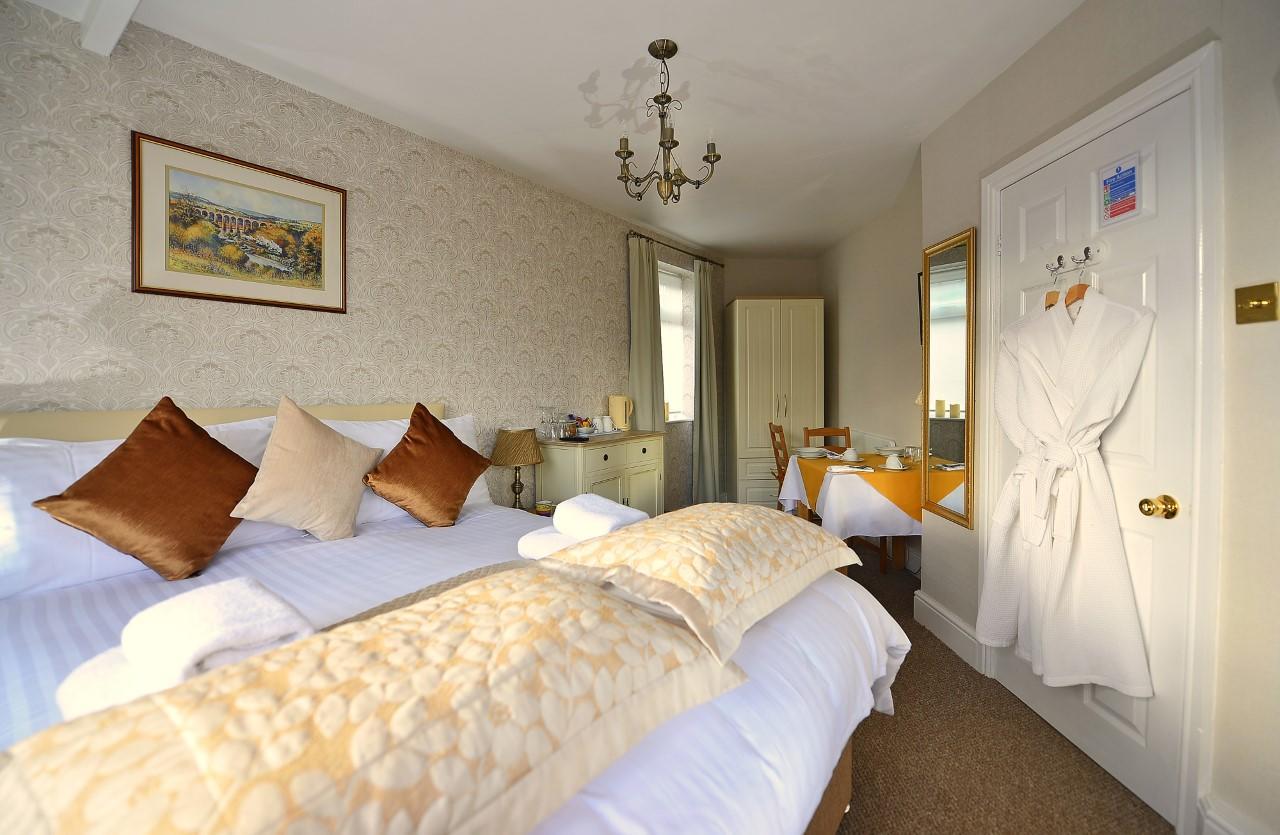 Glen View Bed & Breakfast *