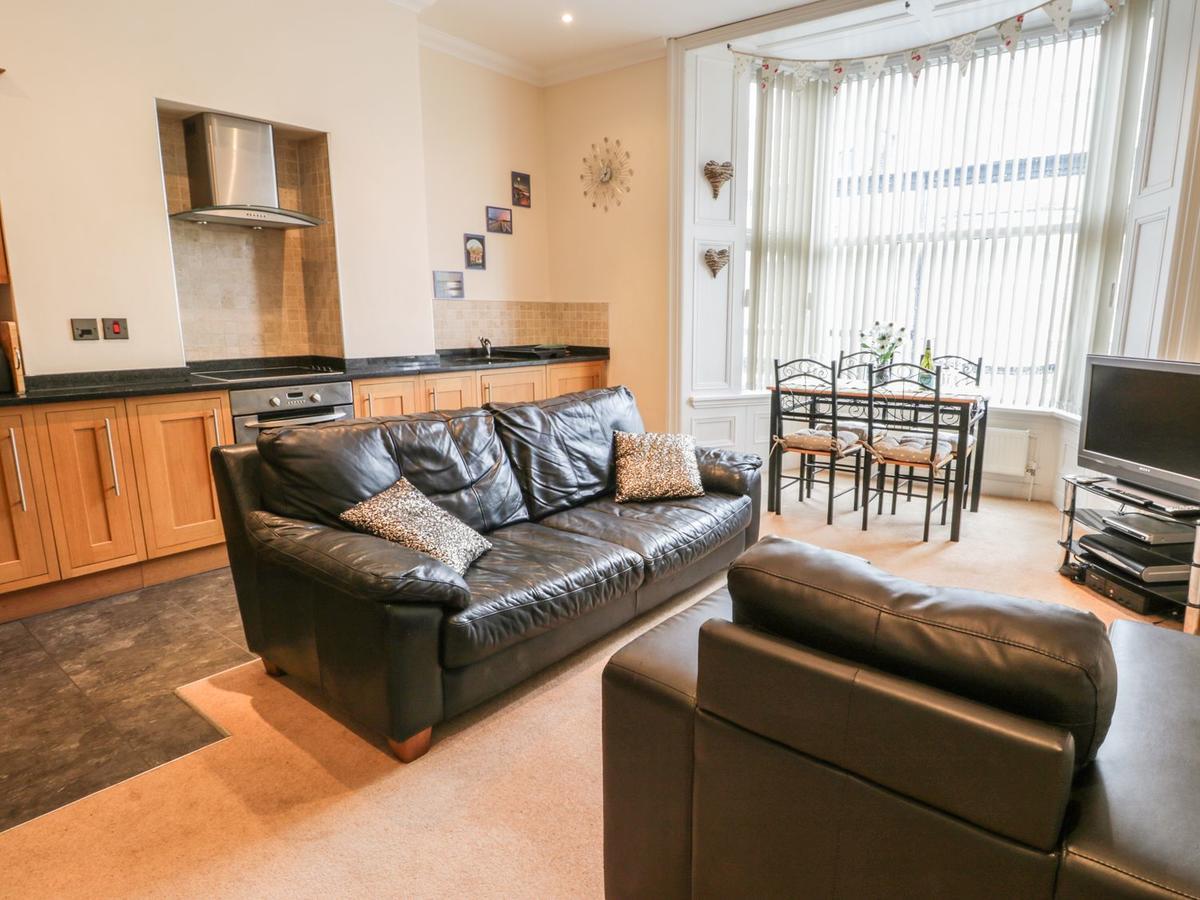 Flat 4 * Whitby