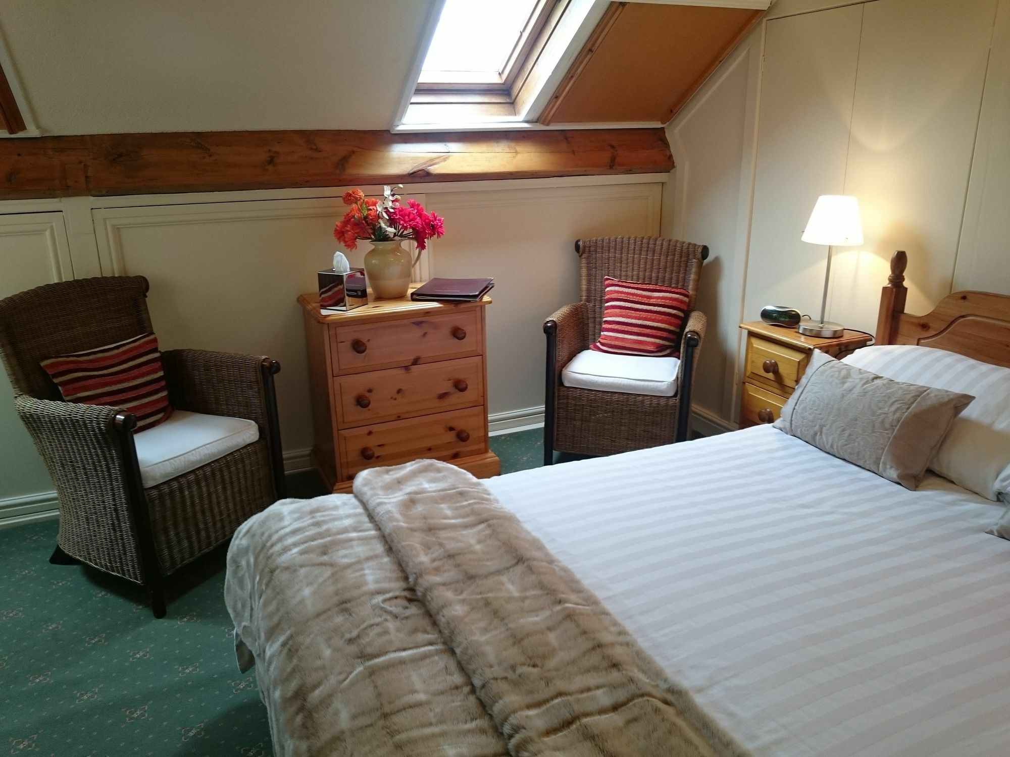 The Lansbury - 3*